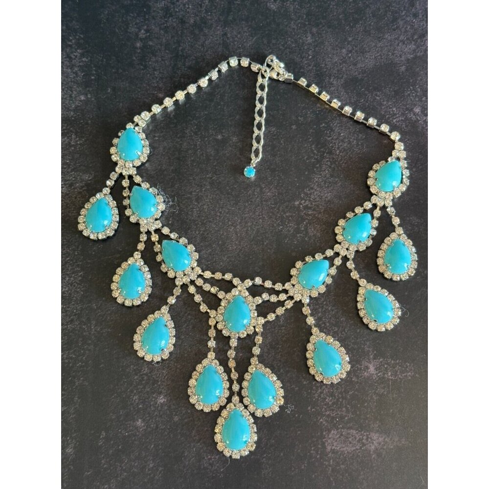 Southwestern Blue Turquoise Jeweled Bib Necklace and Matching Earrings - Picture 6 of 8